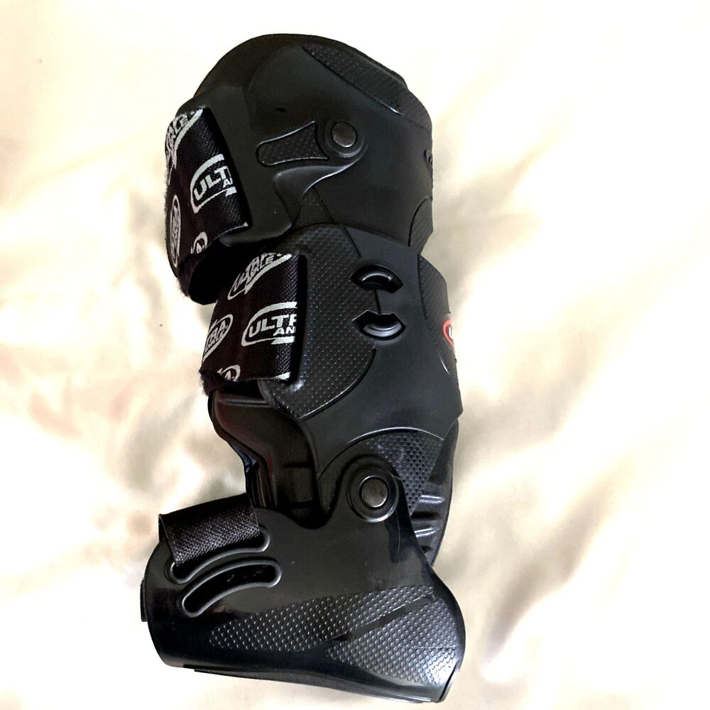 McDavid 10242 Ultra Ankle CTS Brace Size Small/Medium Protection